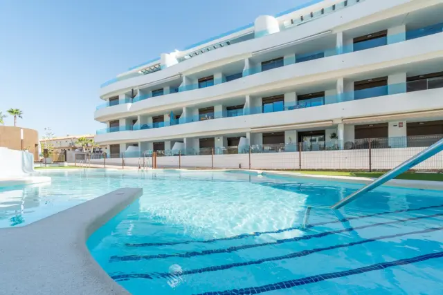 Apartamento en Playa Flamenca-Las Piscinas