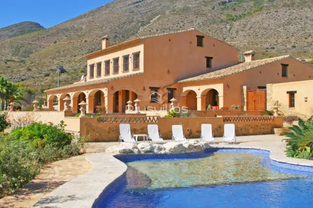 House in Benissa Pueblo