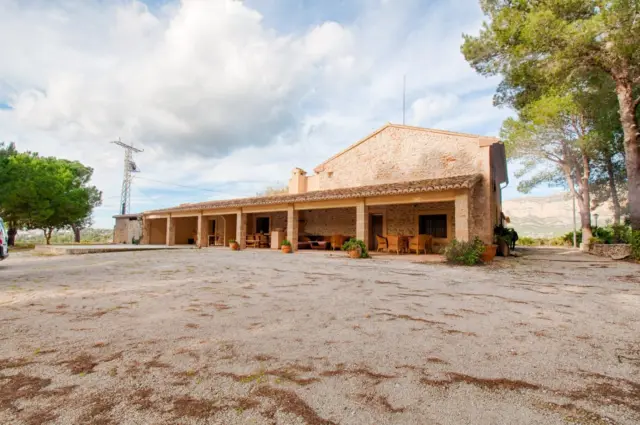 Rustic Finca in Gata de Gorgos