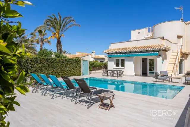 Casa en Playa Flamenca-Las Piscinas