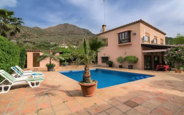House in Estepona