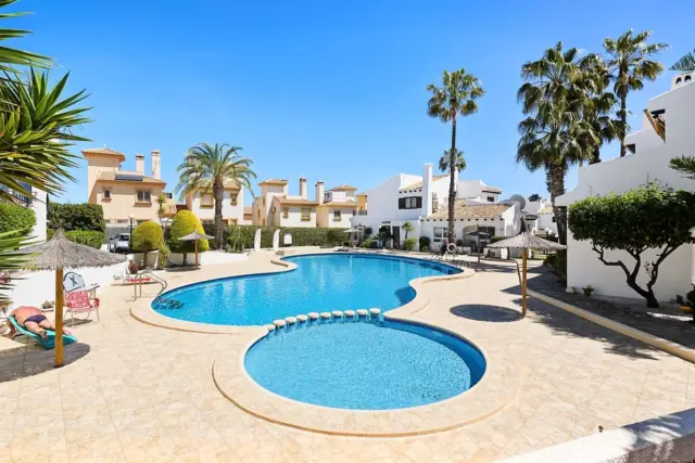 Casa en Cabo Roig-La Zenia-La Regia