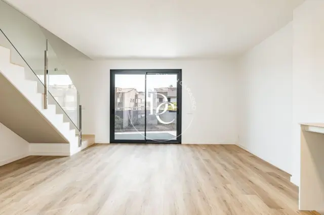 Apartment in Sant Joan Despí photo 2