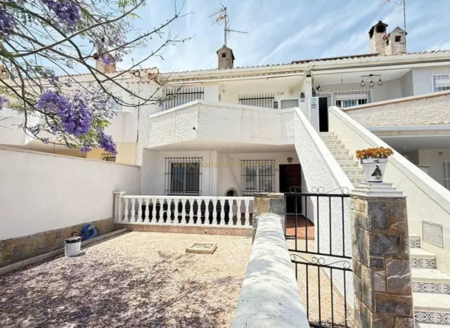 Apartamento en Playa Flamenca-Las Piscinas