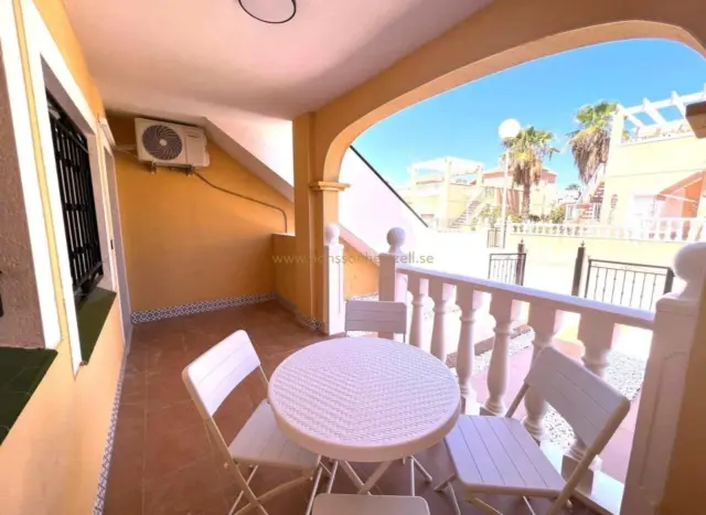 Apartamento en Playa Flamenca-Las Piscinas