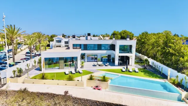 Casa en Cabo Roig-La Zenia-La Regia