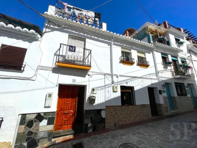 House in Sayalonga photo 7