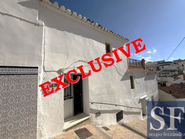 House in Sedella