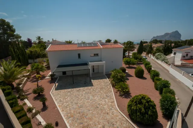 Villa in Cala Manzanera