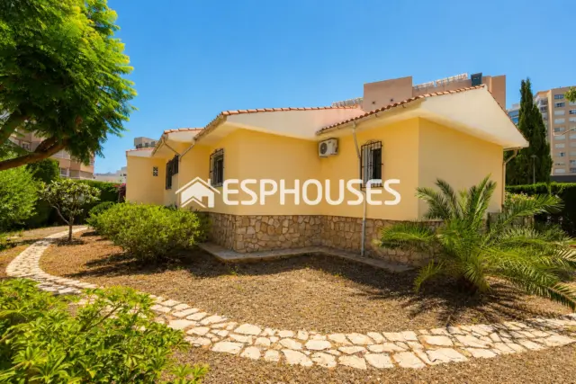 Villa in Benidorm