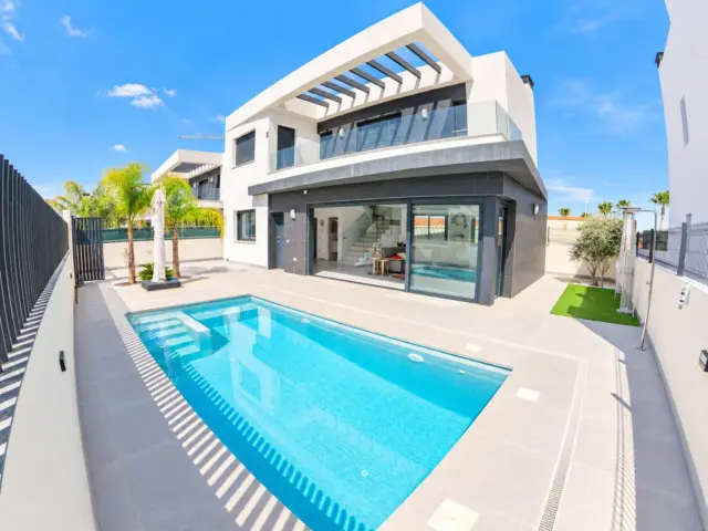 Chalet in Algorfa