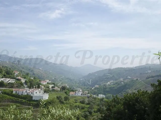 Rustic Finca in Canillas de Albaida
