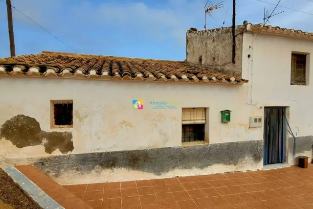 Rustic Finca in Lubrín