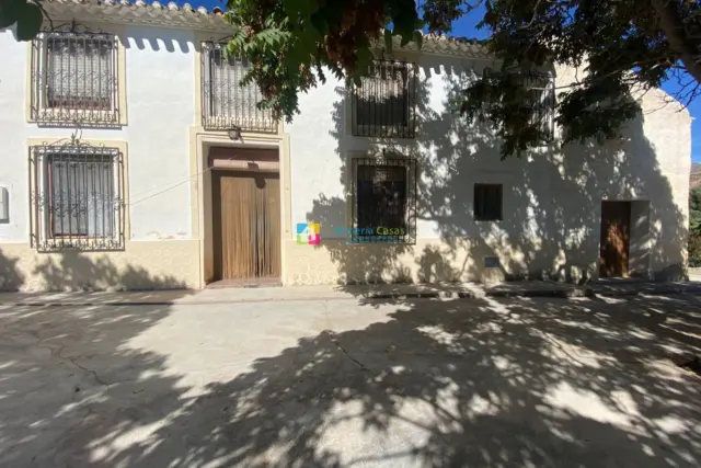 Rustic finca in Oria