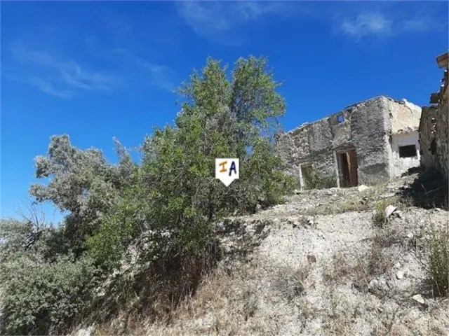 Rustic Finca in Frailes