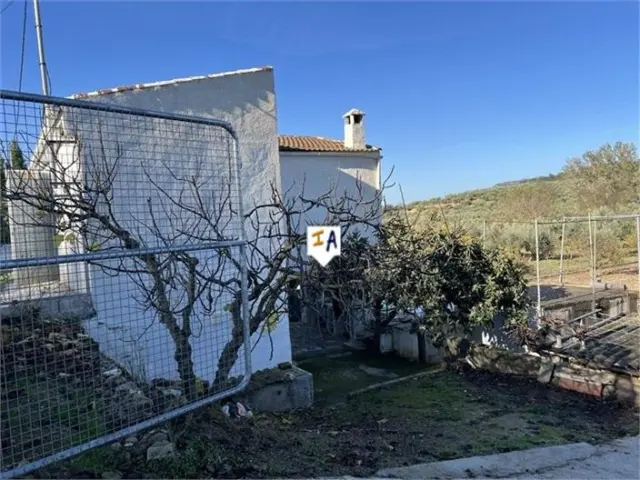 Rustic Finca in Castillo de Locubín