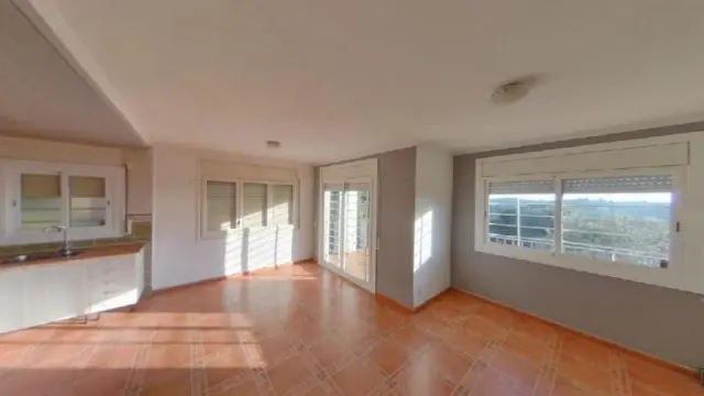 Terraced House on Avenida Campanya
