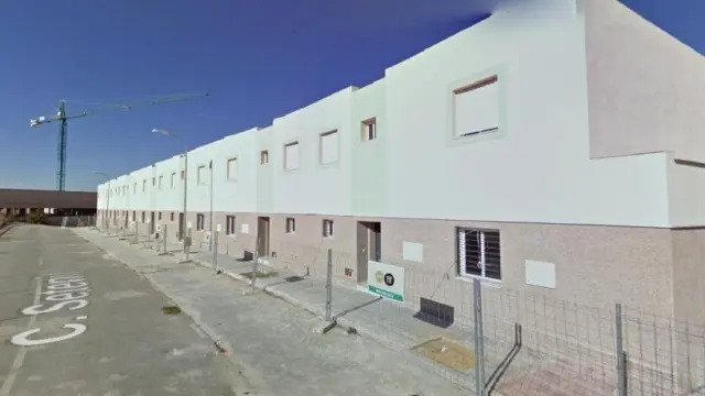 Townhouse on Avenida Huesca