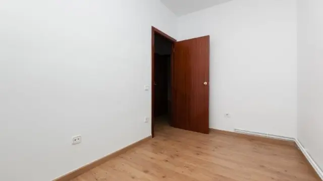 Apartment on Carrer de Rafael Campalans photo 20