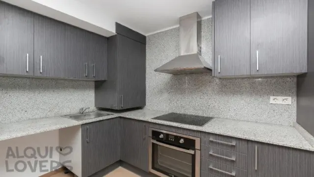 Apartment on Carrer de Pamplona photo 2