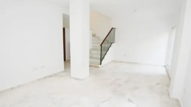 Terraced house on Calle Pablo Ruiz Picasso photo 9