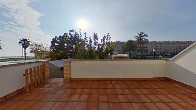 Apartment in Passatge Riu Ter photo 15