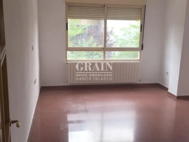 Apartment in Campus photo 2