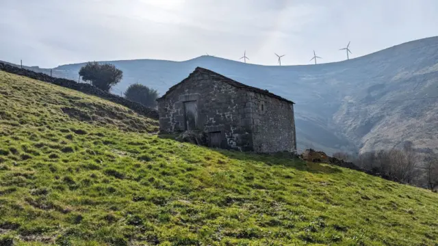 Rustic finca on Calle El Extremido