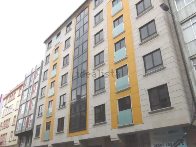 Duplex for sale in Esteiro, Centro (Ferrol) of 330.000 €