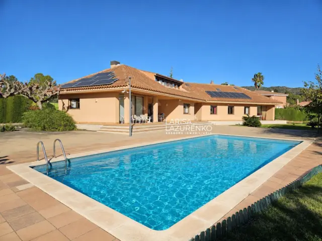 Chalet on Avinguda de Catalunya photo 10