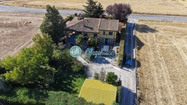 Chalet in Valverde del Majano