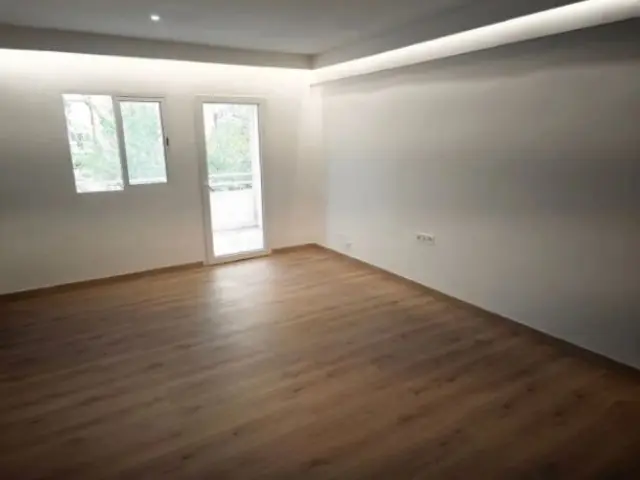 Flat on Carrer de França