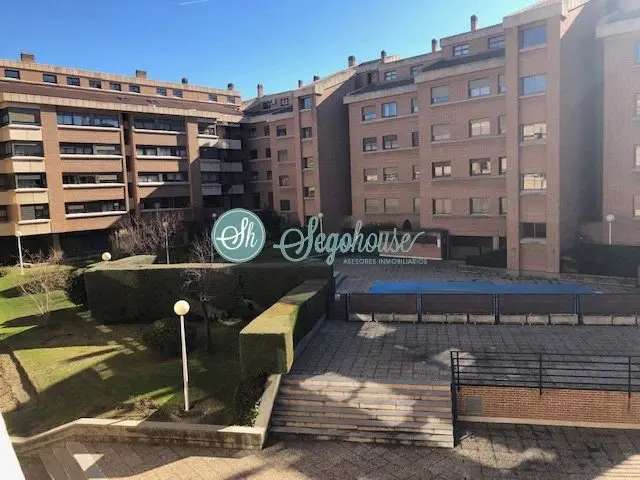 Flat for sale in Calle de Ramón y Cajal, Centro (Segovia Capital) of 680.000 €