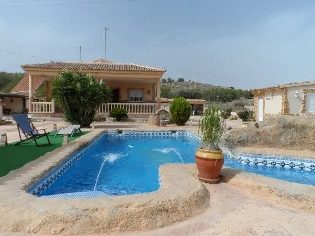Rustic Finca in Elche-Elx