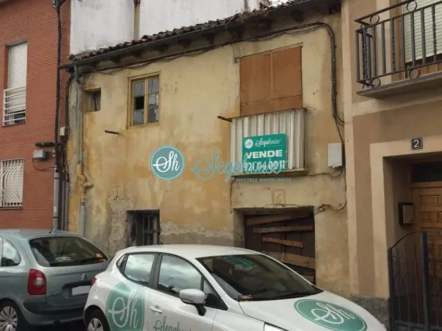 Terreno en venta en Calle de la Corta, San Lorenzo-San Marcos (Segovia Capital) de 150.000 €