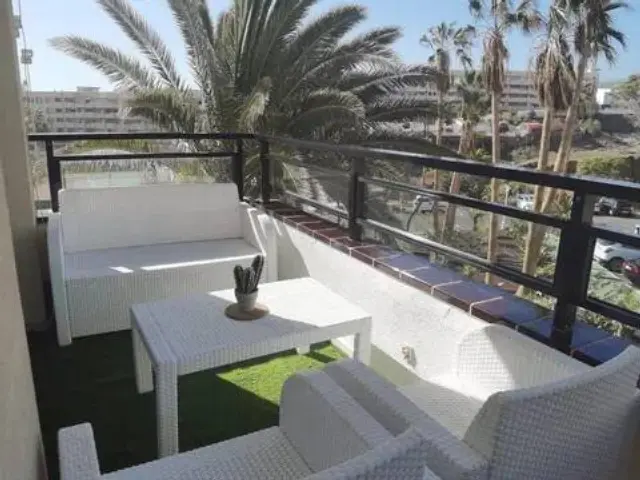 Apartment on Avenida Playa Paraíso