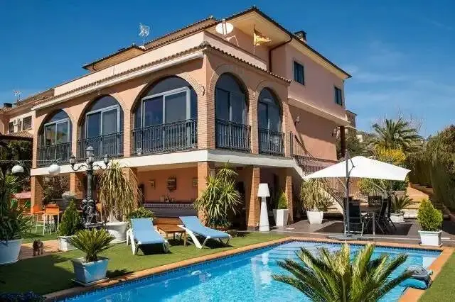 Chalet in Baeza