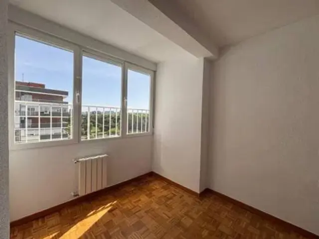 Apartment on Calle del Bronce photo 7