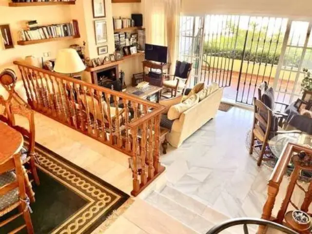 Townhouse in El Paraíso-Atalaya-Benamara photo 33