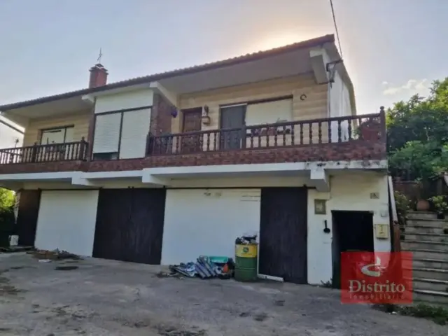 Chalet en Suesa