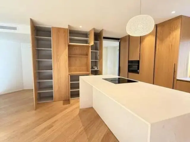 Apartment in Traditional Centre photo 7