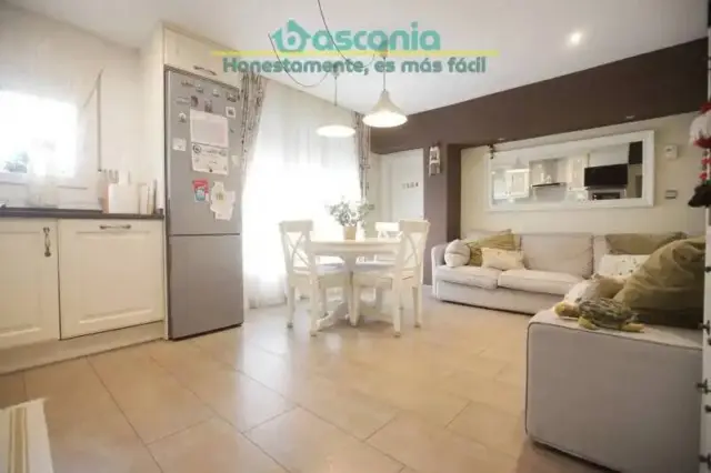 Apartment in Urbi