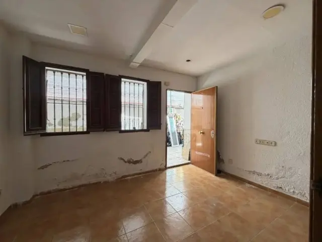 Flat in Embajadores-Lavapiés