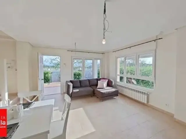 House at Calle Playa de Berria, No. 2 photo 10