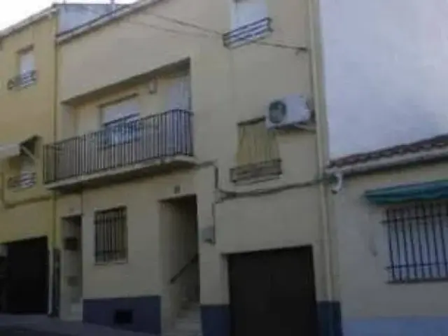 Chalet en Aliseda