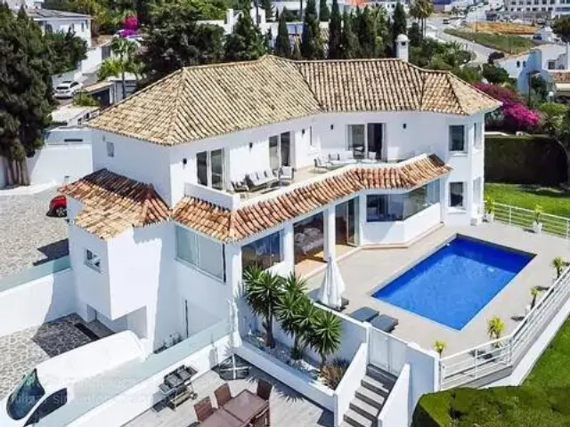 Chalet on Calle de la Luz photo 10
