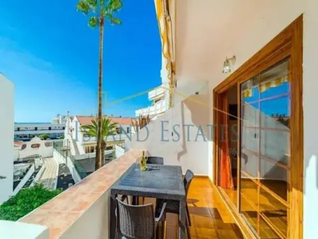 Apartment on Avenida de los Pueblos
