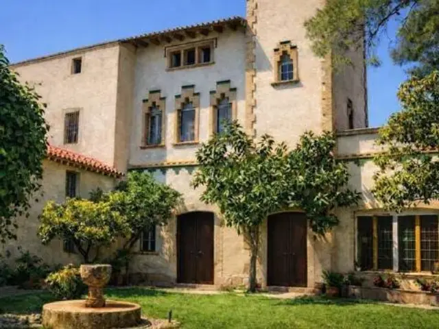 Chalet on Passeig Tarragonès