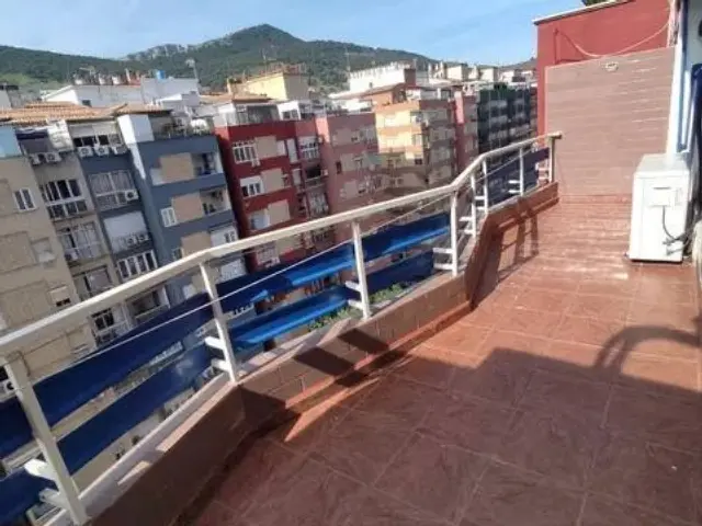 Ático en Zona del Hospital