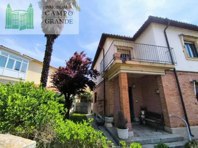 Chalet in El Carmen-La Lanera
